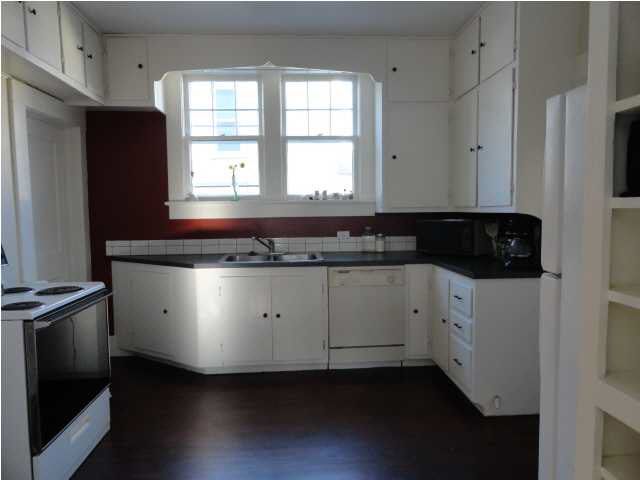 411 E 4th EAST FOURTH, Newton, KS 67114