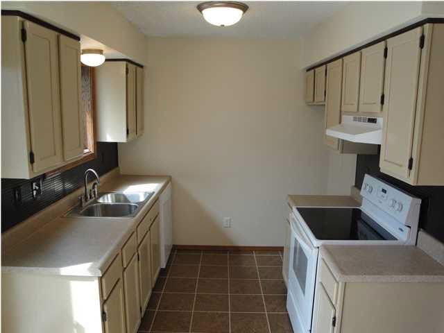 309 E Harvest Ln, Maize, KS 67101