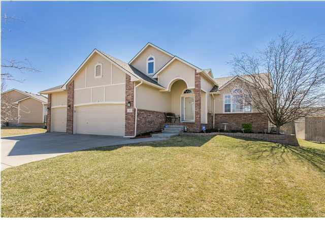 523 W Jamestown, Andover, KS 67002