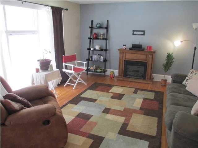 10236 W Binter, Wichita, KS 67212