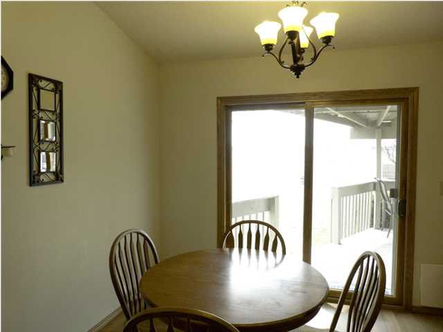 223 Windward Dr, Newton, KS 67114