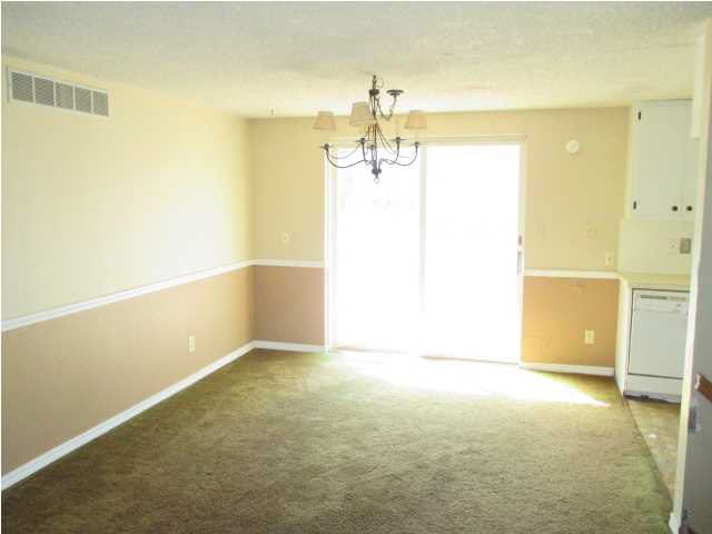 511 W Randall, Hesston, KS 67062
