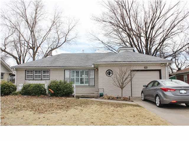 915 Skyview Dr, El Dorado, KS 67042