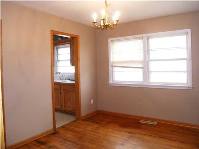 200 E Sunnydell St, Derby, KS 67037