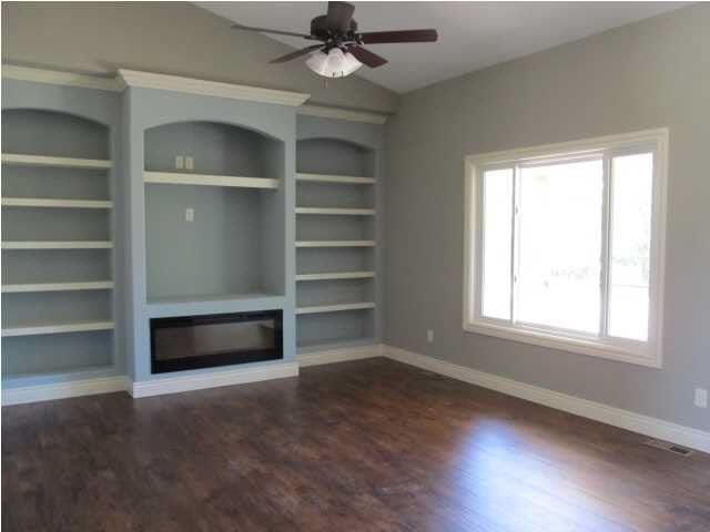 10430 E Fawn Grv, Wichita, KS 67207