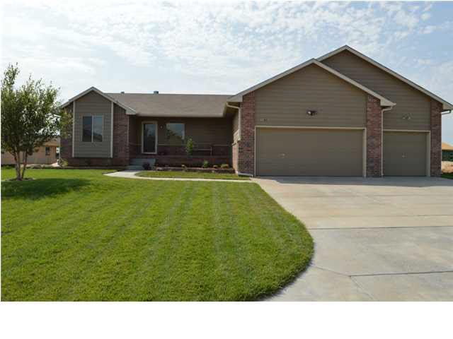 11511 W Cedar Ln, Maize, KS 67101