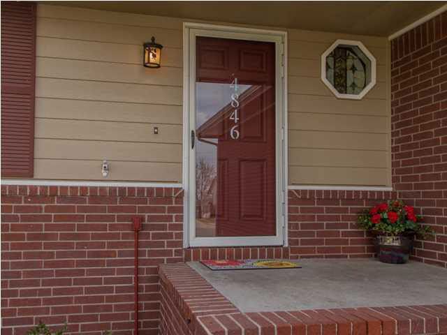 4846 E 44th Ct, Bel Aire, KS 67220