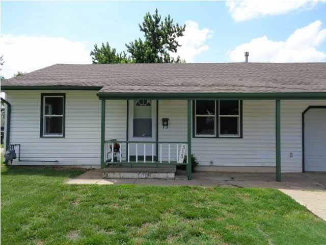 313 Maynard, Haysville, KS 67060