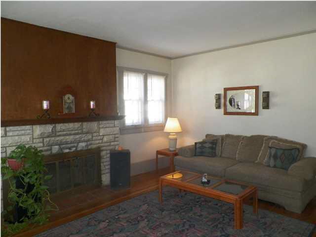 308 E 10th, Newton, KS 67114