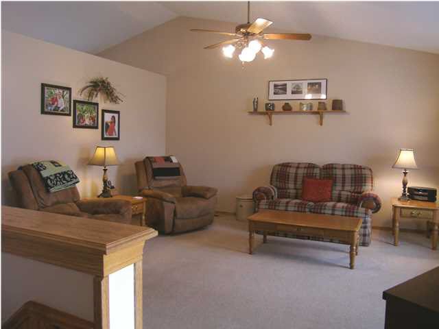 224 E Catalpa Ct, Derby, KS 67037