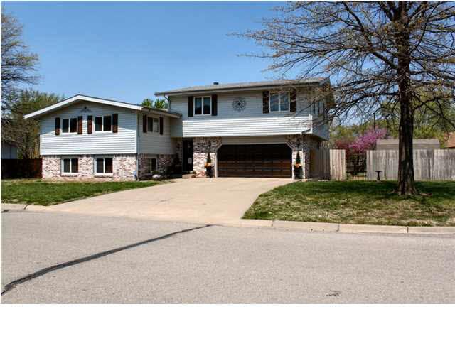 350 E Janet St, Clearwater, KS 67026