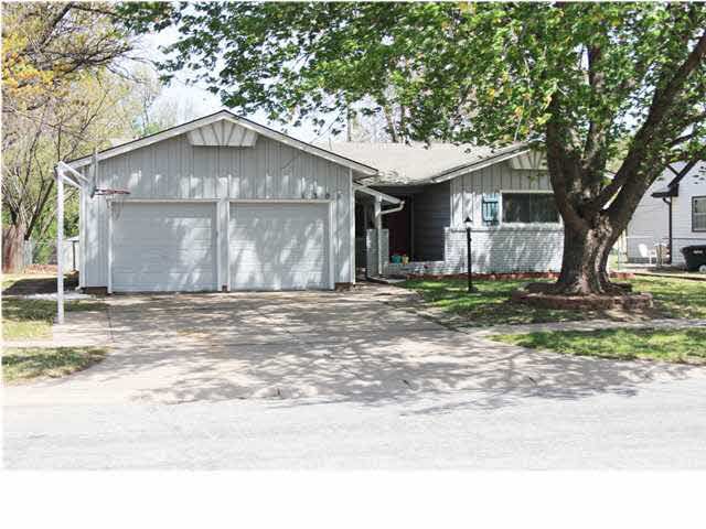 1306 N Dunsworth, Wichita, KS 67212