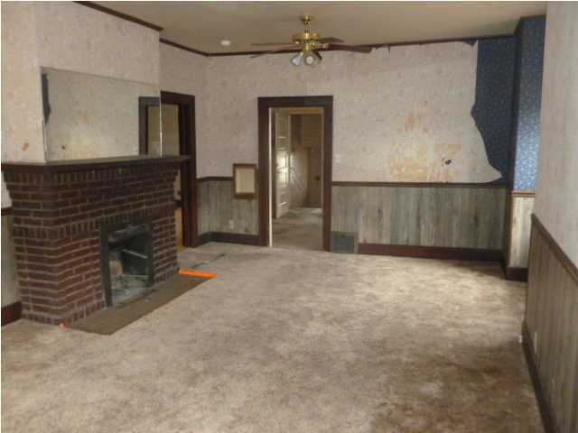 144 S Edwards, Wichita, KS 67213