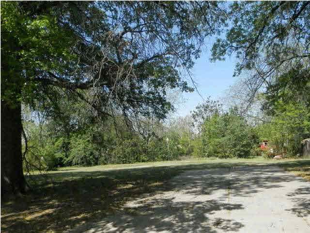 717 N Westview Dr, Mulvane, KS 67110