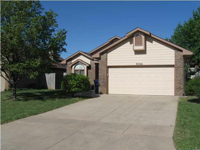 8306 E Harry, Wichita, KS 67207