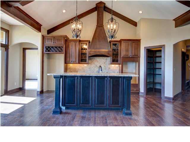 13411 E Twin Mill Dr, Derby, KS 67037