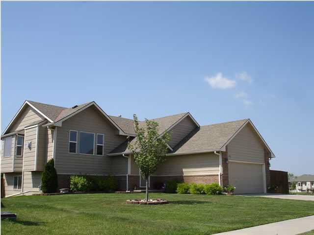 623 W Slate St, Andover, KS 67002