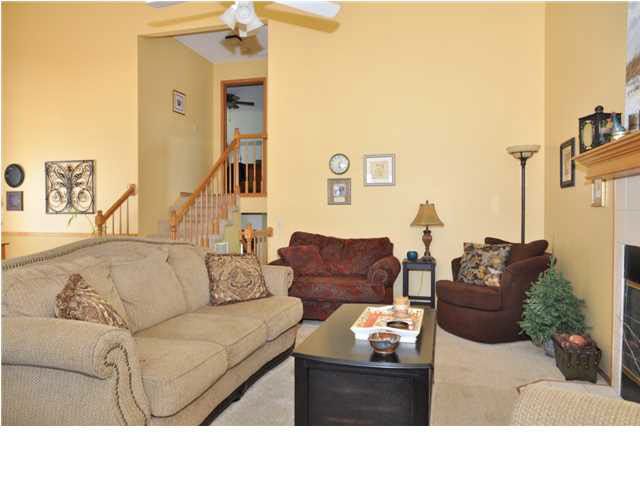 5703 E Pembrook St, Wichita, KS 67220