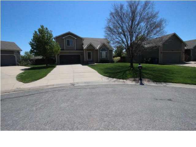 4935 E 44th St N, Bel Aire, KS 67220