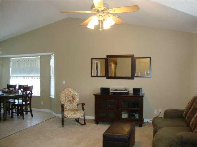 206 E Creekstone, Mulvane, KS 67110