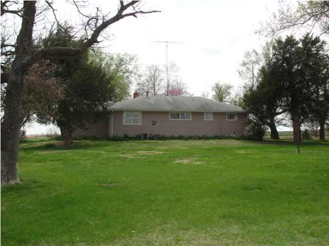 1790 160th St, Eureka, KS 67045