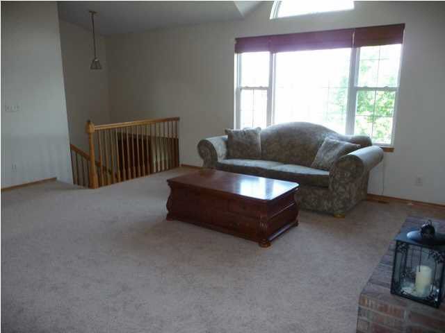 2217 S Westgate Cir, Wichita, KS 67209
