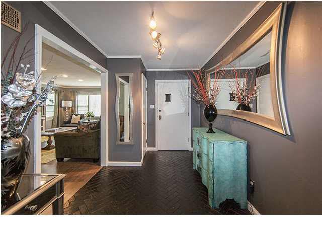 50 E Norfolk Dr, Eastborough, KS 67206