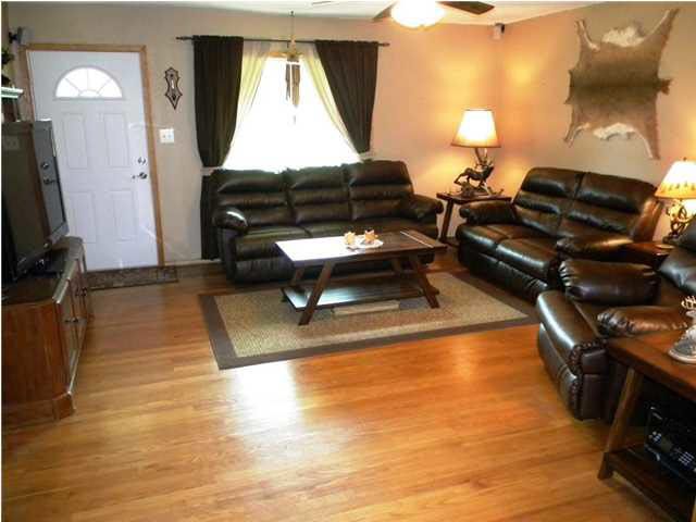 320 N Main, Benton, KS 67017