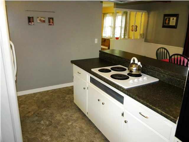 8033 E Dresden, Wichita, KS 67207