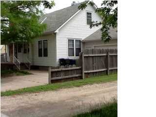 716 N High, Newton, KS 67114
