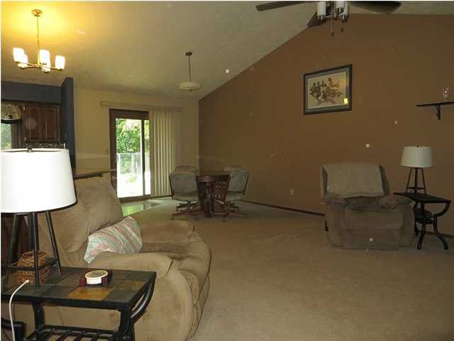 1413 E James, Derby, KS 67037