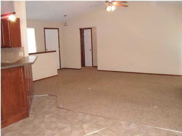 11806 W Wilkinson, Maize, KS 67101