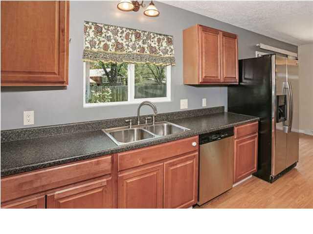 8121 E Lynwood, Wichita, KS 67207
