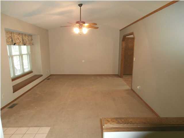 1735 James Ct, Newton, KS 67114