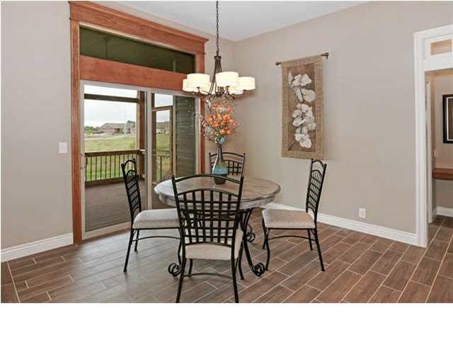 4718 Emerald Ct, Maize, KS 67101