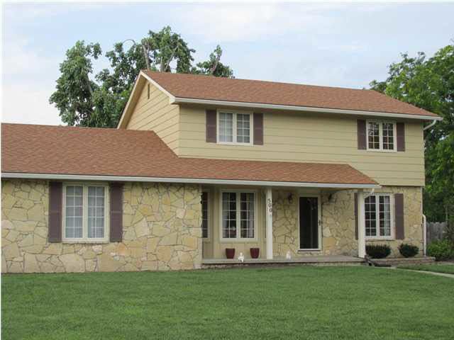 500 E Clay, Valley Center, KS 67147