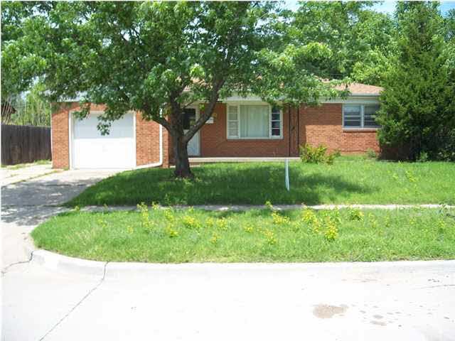 8114 E Gilbert, Wichita, KS 67207
