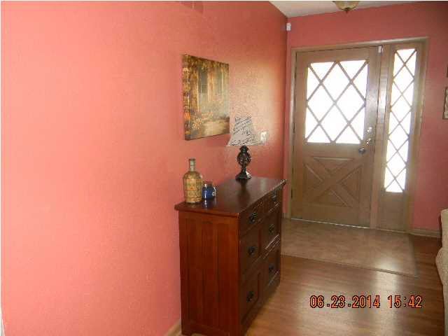 5825 Clarendon, Bel Aire, KS 67220