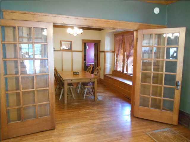 217 E Broadway, Augusta, KS 67010