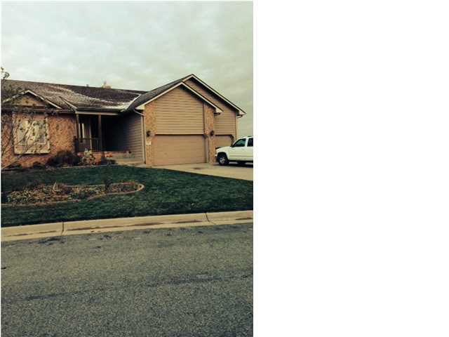 1016 E Park Glen, Clearwater, KS 67026