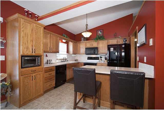 1305 N Lake Edge, Goddard, KS 67052