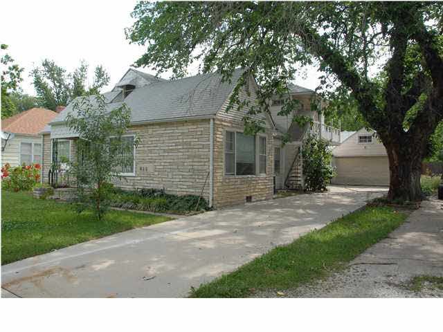 832 S Volutsia St, Wichita, KS 67211