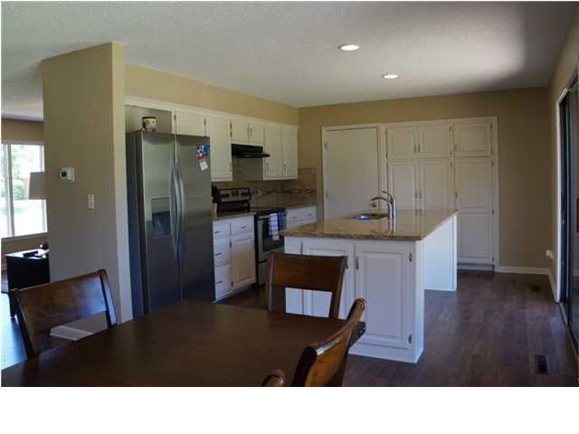 359 S Winds Rows Lakes Dr, Goddard, KS 67052
