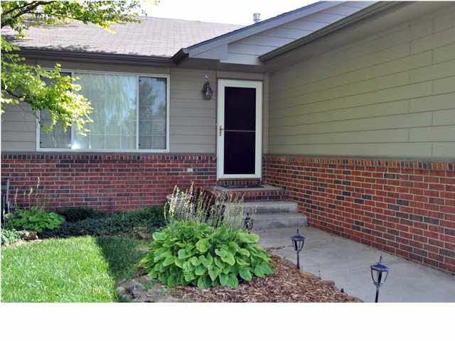 11933 W Ryan Ct, Wichita, KS 67205