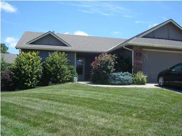 2036 E Brookstone, Derby, KS 67037