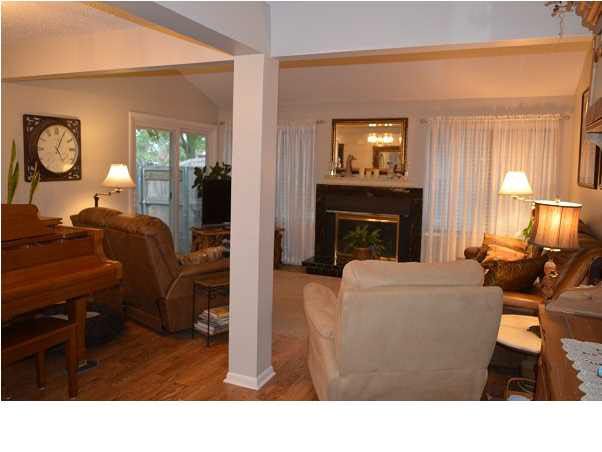 8419 E Harry #302, Wichita, KS 67207
