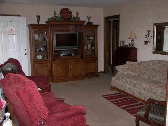 111 N Dexter, Valley Center, KS 67147