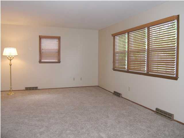 936 E Bodine Dr, Derby, KS 67037