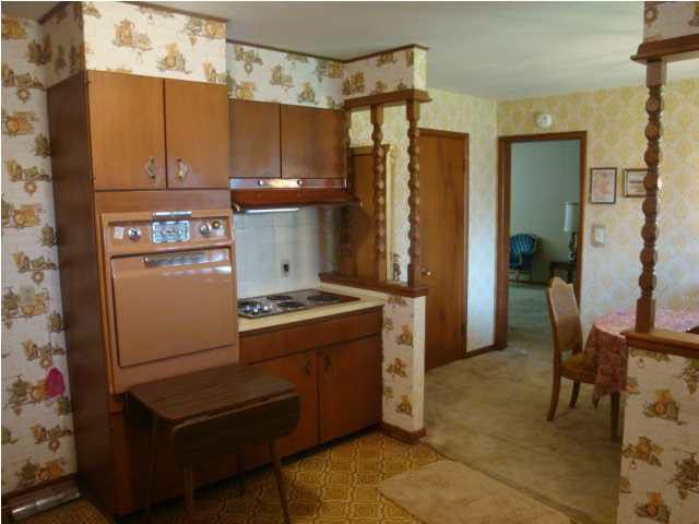 2227 E Stafford St, Wichita, KS 67211