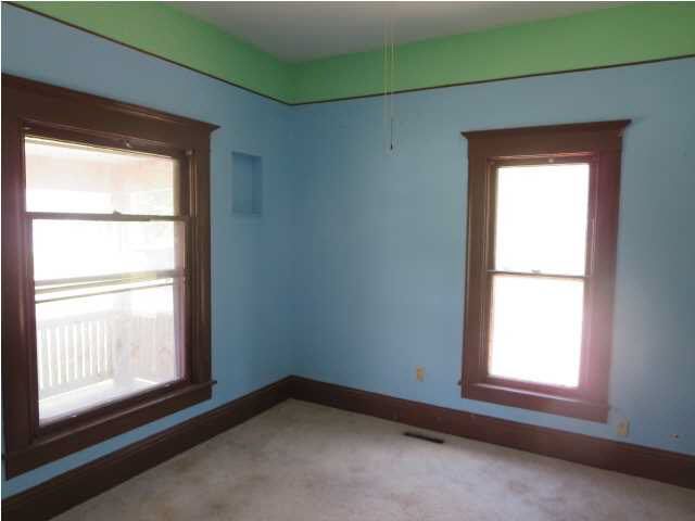 1715 W Dayton Ave, Wichita, KS 67213